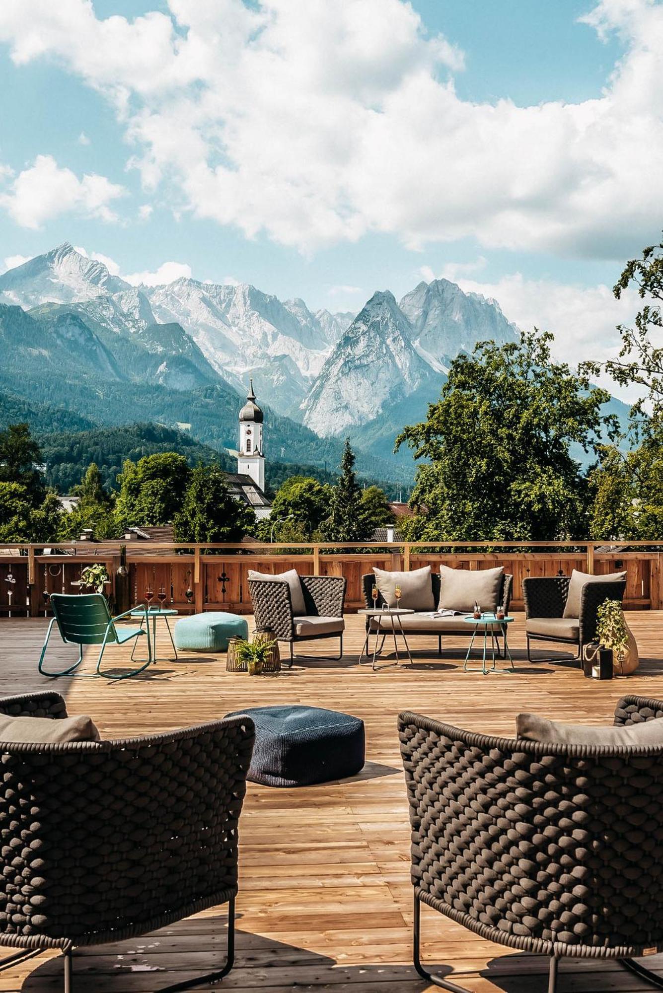 Werdenfelserei Garmisch-Partenkirchen Luaran gambar