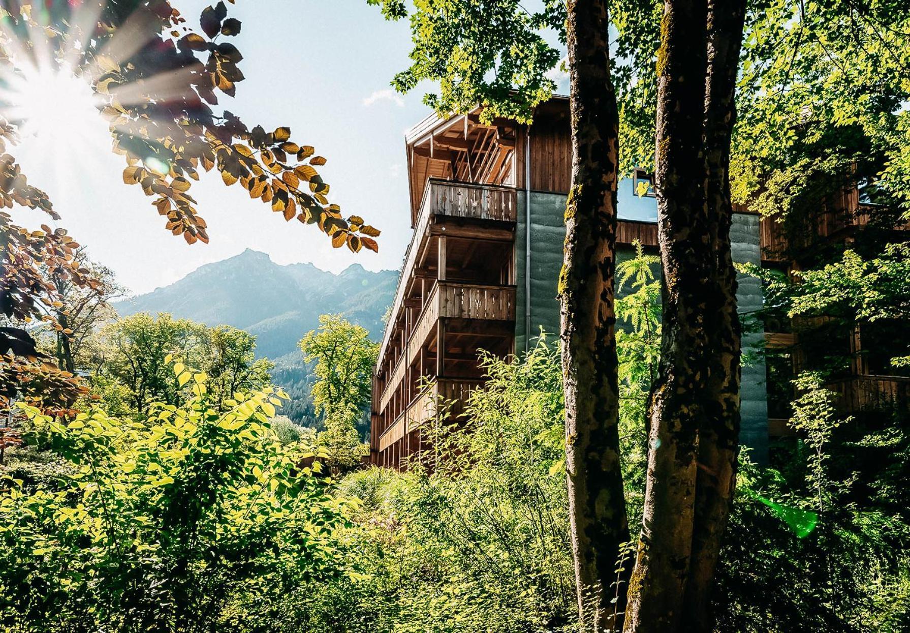 Werdenfelserei Garmisch-Partenkirchen Luaran gambar